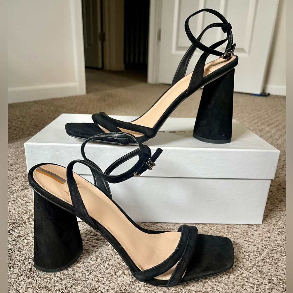 Sam Edelman ‘Kia’ Black Strappy Heels sz. 10